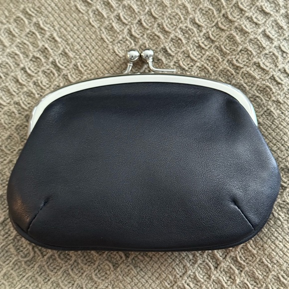 Coach Black Wallet Elegant Leather Accessory - Picture 11 of 12